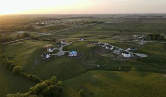 50157 Prairie Point Ct, Ames, IA 50014