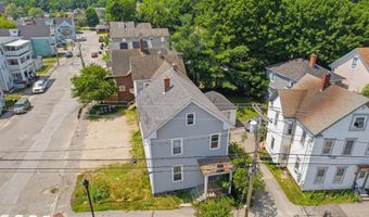 82 Hampshire St, Auburn, ME 04210
