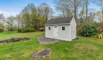 19 Pinnacle Rd, Amherst, NH 03031