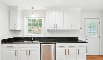 15685 Kennons Ln, Amelia, VA 23002