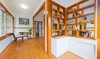 2048 KALANIANAOLE St, Hilo, HI 96720