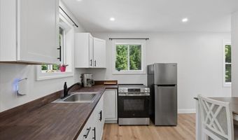 29 Tremont St, Boscawen, NH 03303