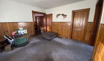 925 N Eaton St, Albion, MI 49224