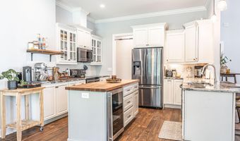 211 Campbell St, Aberdeen, NC 28315
