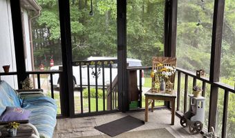 40 Collins, West Point, GA 31833
