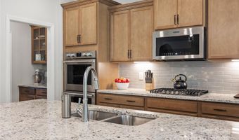 180 Moravian Ct, Advance, NC 27006