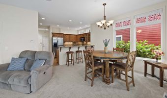 230 Roundhouse Rd, Astoria, OR 97103