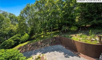 281 Cliffside Ln, Banner Elk, NC 28604