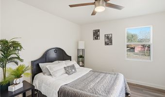 109 Dewey Ave, Alice, TX 78332