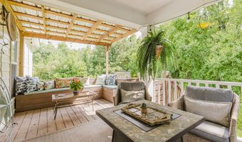 106 Westlake Cir, Americus, GA 31709