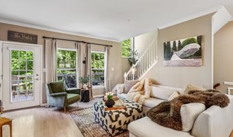 49 W Aspen Way, Aberdeen, NJ 07747