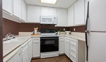 2630 Pirineos Way 4, Carlsbad, CA 92009