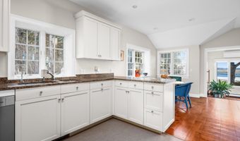 11 Sheperds Way, Barnstable, MA 02630