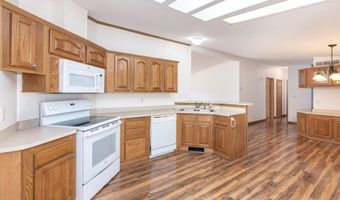 37 Magnolia Ln, Belmont, NH 03220