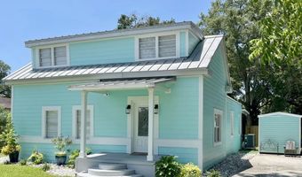 110 14th St, Apalachicola, FL 32320