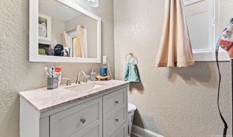 722 S 5th Ave, Caldwell, ID 83605