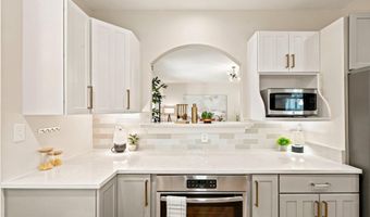 3543 18TH St S, Arlington, VA 22204