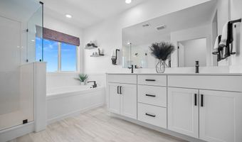 588 S Cedar Creek Dr #97, Cedar City, UT 84720