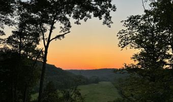 1 Mooretown Hill Rd, Beattyville, KY 41311