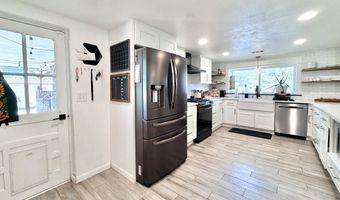 333 CLARK Dr, Aztec, NM 87410