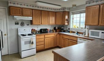 1425 MAIN St, Arlington, OR 97812