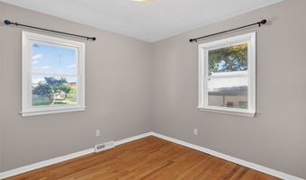 810 SE Belmont Dr, Ankeny, IA 50021