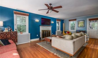 15 Wheeler Ave, Cranston, RI 02905
