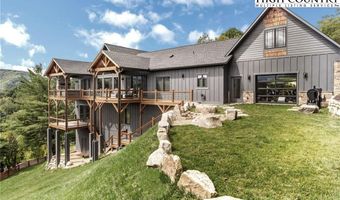 706 Silver Springs Rd, Banner Elk, NC 28604