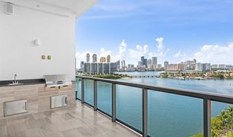 3300 NE 188th St UPH09, Aventura, FL 33180