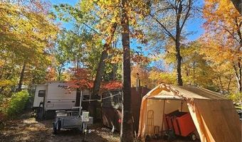 13 Newberry Ln, Hopkinton, RI 02832
