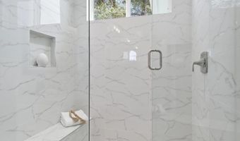 2 W Pine St, Altadena, CA 91001