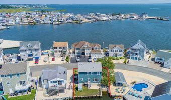 262 Evergreen Dr, Bayville, NJ 08721