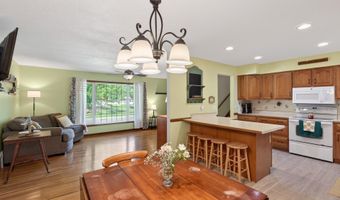 1094 Lowell Dr, Apple Valley, MN 55124