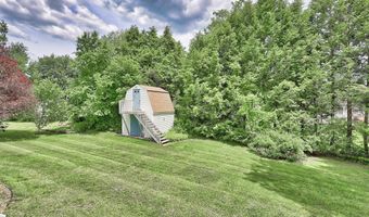 32 Loveland Ln, Bristol, CT 06010