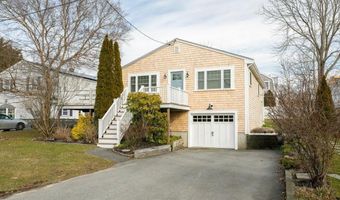 46 Allston Ave, Middletown, RI 02842