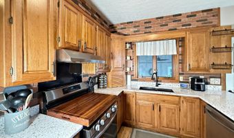121 N Main St, Attica, OH 44807