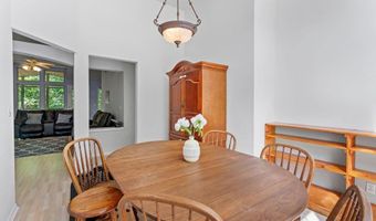 20 Lerwick Ln, Bella Vista, AR 72715