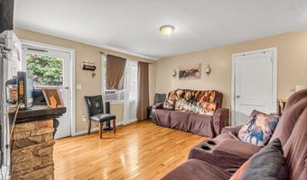 242 Pearl Harbor St, Bridgeport, CT 06610