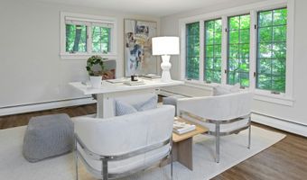 3 Andrews Dr, Darien, CT 06820