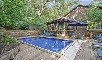 107 S Merrivale Ave, Beverly Shores, IN 46301