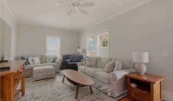 191 3rd St, Newport, RI 02840