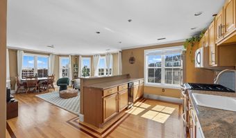39 Dorchester Street 18, Boston, MA 02127