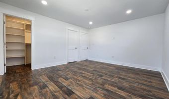 105 Summit Ave, Belford, NJ 07718
