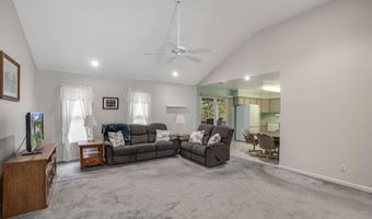 32 FALCON CREST Dr, Harbeson, DE 19951
