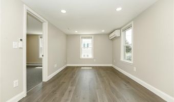 71 ST Elizabeth 2, Bristol, RI 02809