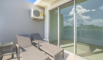 1000 99th St 13, Bay Harbor Islands, FL 33154