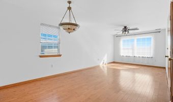 87 Cottage St, Bayonne, NJ 07002
