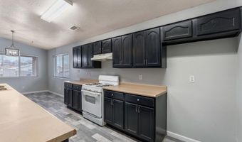 6847 Calle Cielo Ave SW, Albuquerque, NM 87121