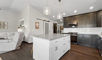 5078 N MILKWEED Trl, Appleton, WI 54913
