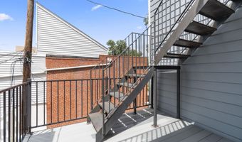 112 E RANDALL St, Baltimore, MD 21230